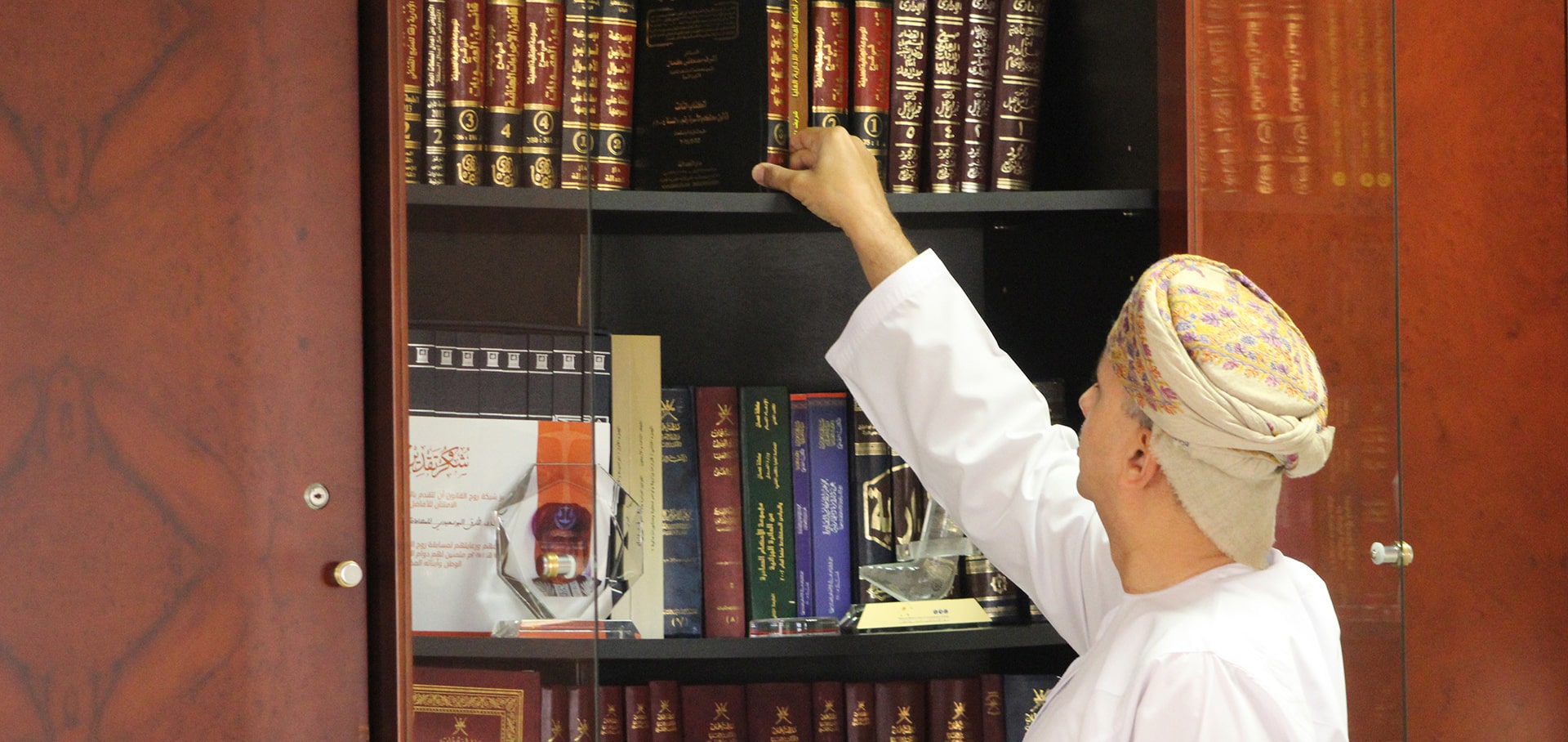 الدكتور طارق البوسعيدي